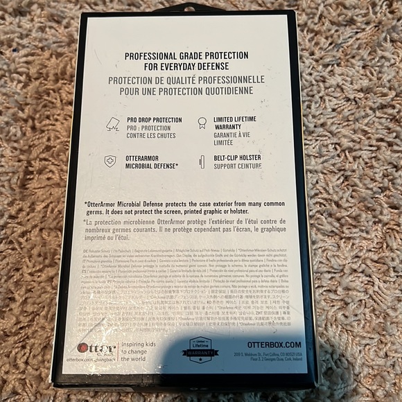 New in Box OtterBox for IPhone 11 Pro Max - Picture 5 of 5